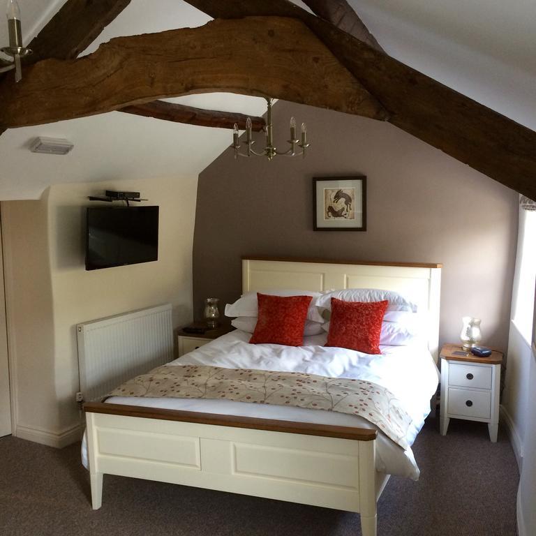 Pyne Arms Bed & Breakfast Barnstaple Exterior photo